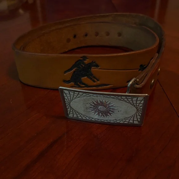 Vintage Western Belt with Vintage Buckle - Picture 3 of 12